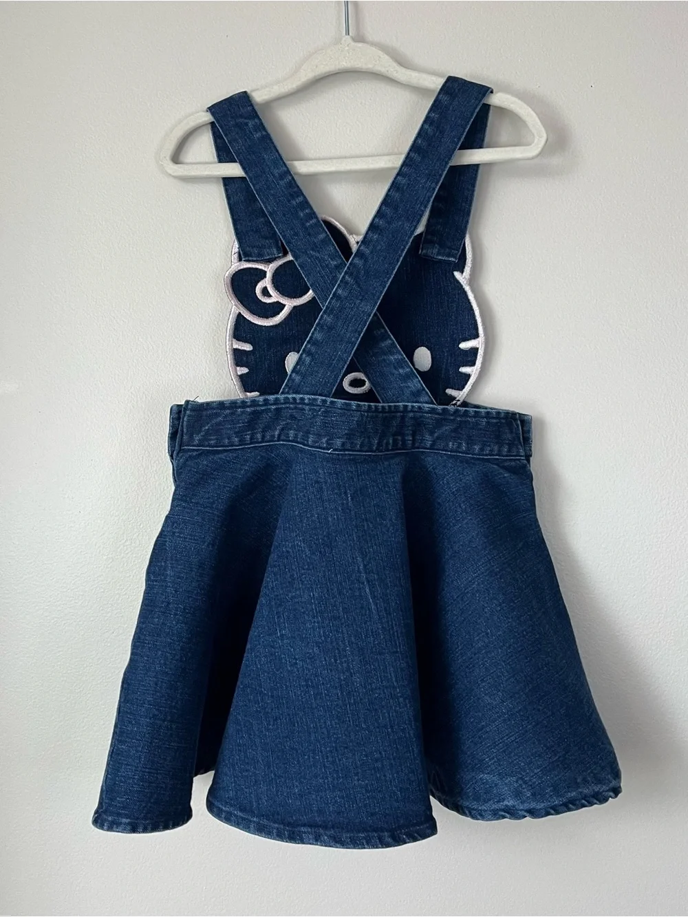 Sanrio Girls 3T Hello Kitty Dark Denim Jumper Dress Pink Embroidered Bib CUTE